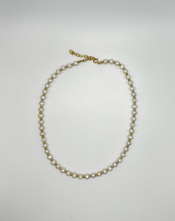 Bold Pearl & Gold Necklace