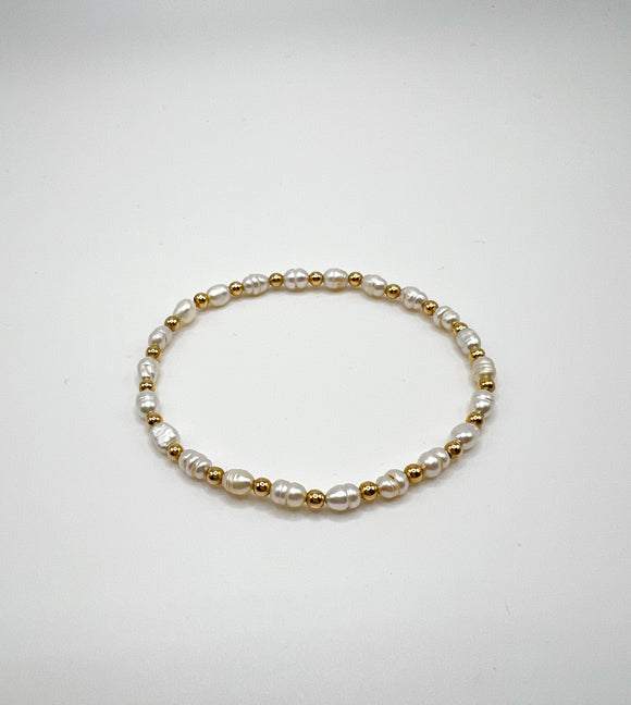 Beaded Gold & Pearl Bracelet